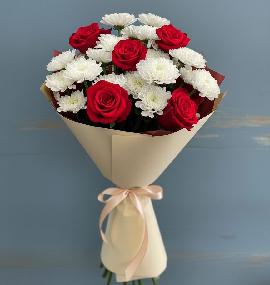 Букет цветов из: Розы и Хризантемы в Горки Ленинские