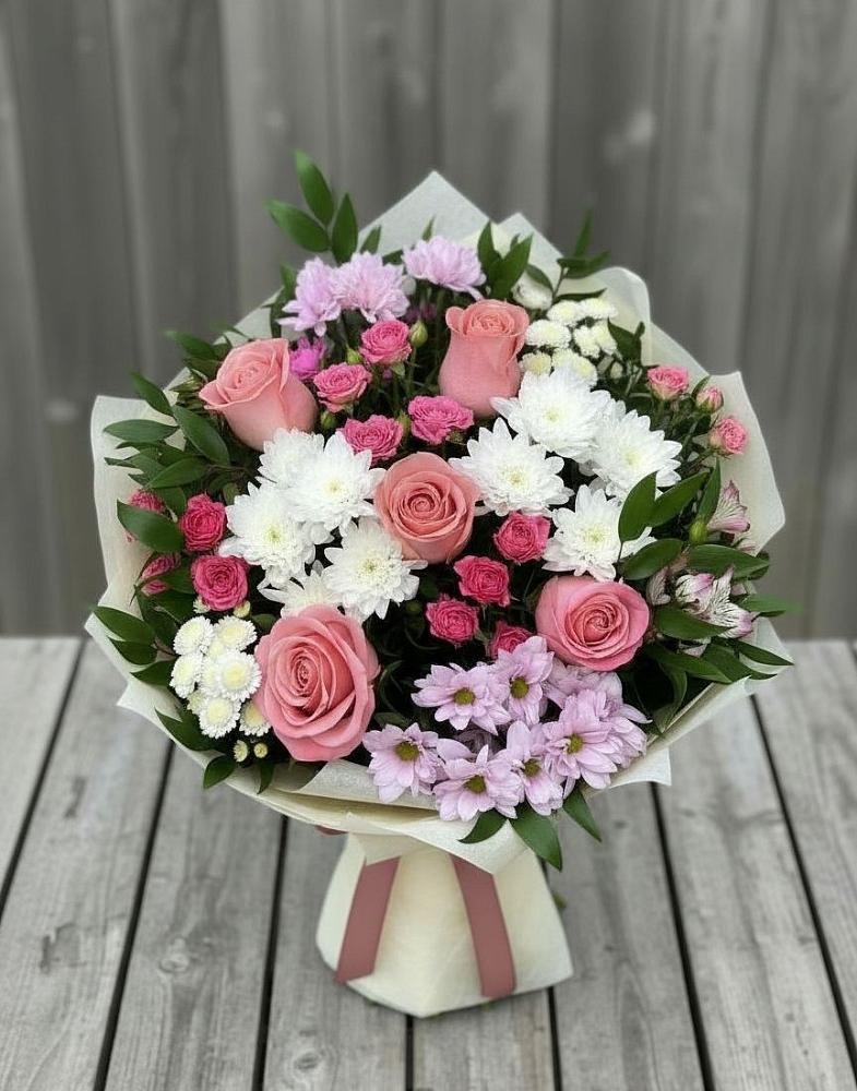 Букет цветов из: Альстромерии, Гвоздики, Розы и Хризантемы в Горки Ленинские