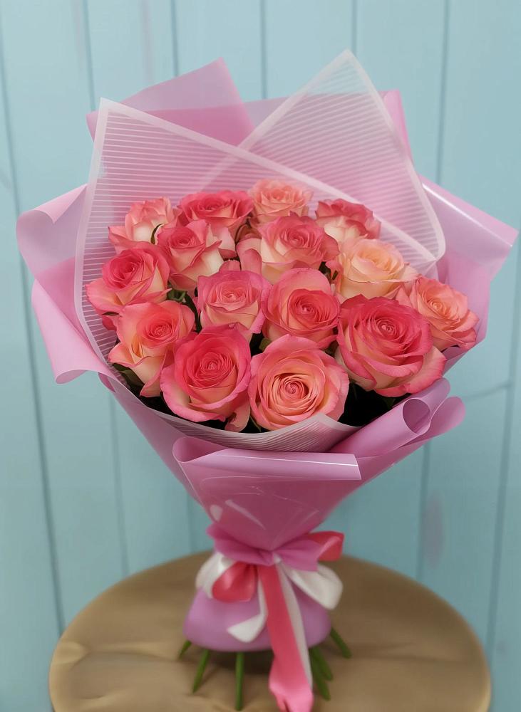 Букет 15 Розовых роз Равель в Горки Ленинские