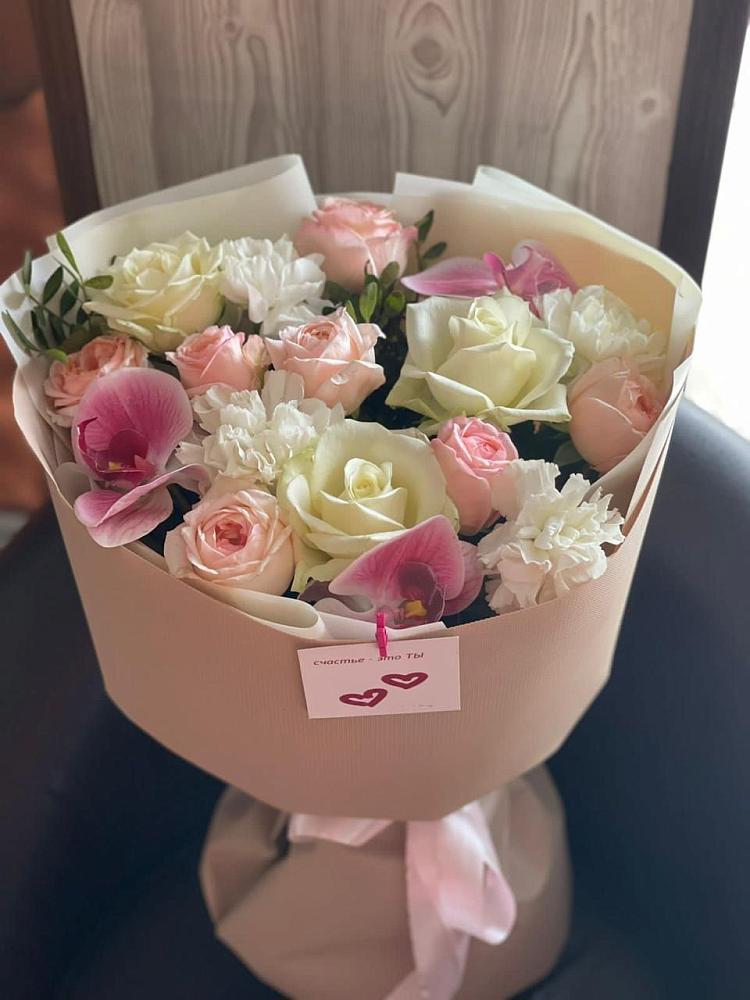 Букет цветов из: Орхидеи, Розы и Гвоздики в Горки Ленинские