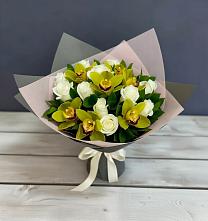 Букет цветов из:  Орхидеи и Розы в Горки Ленинские