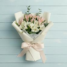 Букет цветов из:  Альстромерии в Горки Ленинские
