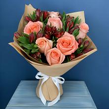 Букет цветов из:  Розы и Альстромерии в Горки Ленинские