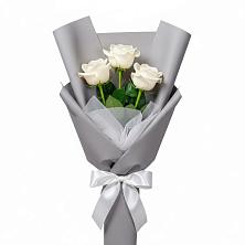 Букет 3 белые розы в Горки Ленинские