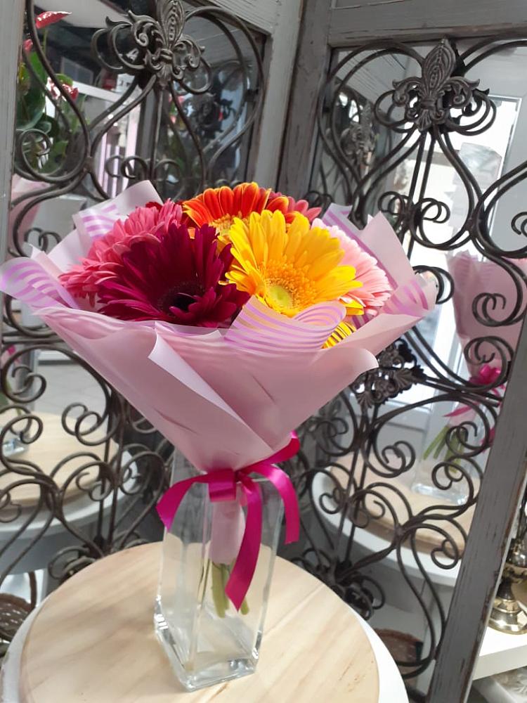 Букет цветов из: Герберы в Горки Ленинские