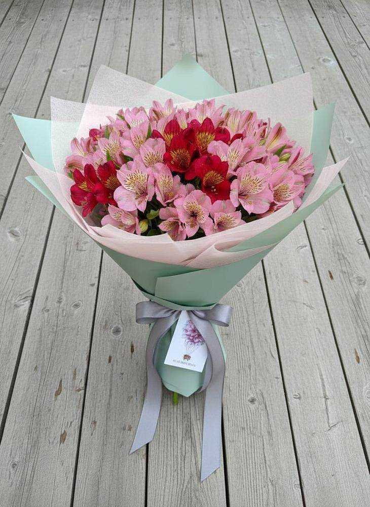Букет цветов из: Альстромерии в Горки Ленинские