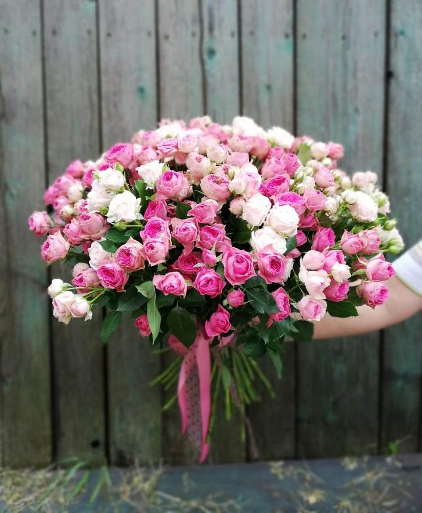 Букет Розовые кустовые розы Натали и Лав Лидия в Горки Ленинские